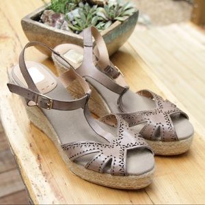 Kana Leather T-Strapped Wedges Spain